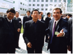 原陜西省省長賈治邦視察利君